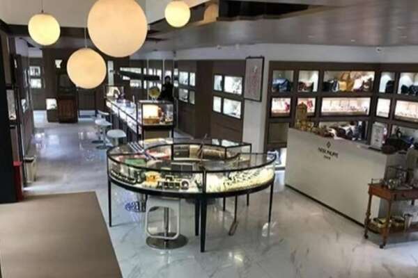 噶尔县寄卖奢侈品店